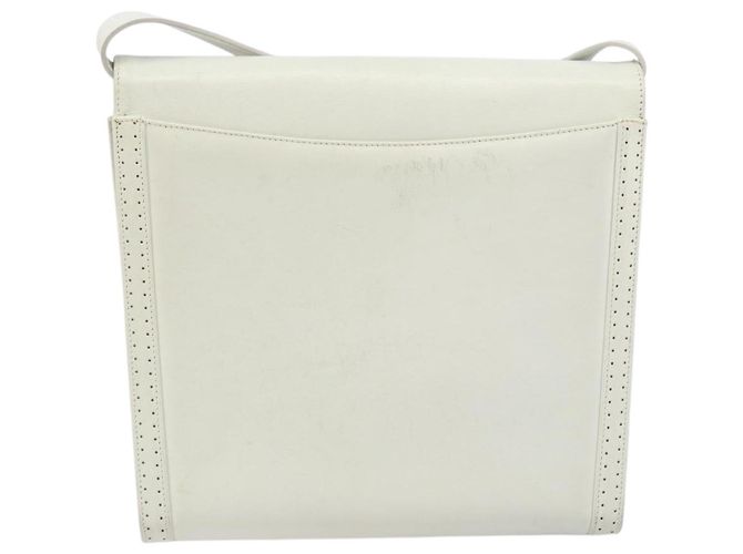 Borsa a Spalla Gancini in Pelle Bianca e Oro Salvatore Ferragamo Auth ARZ115 Bianco D'oro - vista 3