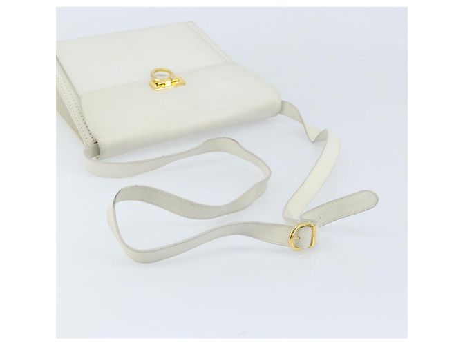 Borsa a Spalla Gancini in Pelle Bianca e Oro Salvatore Ferragamo Auth ARZ115 Bianco D'oro - vista 7