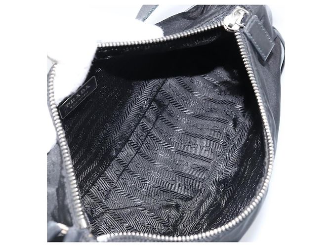 Borsa a Spalla PRADA Nylon Nero Argento Auth ARZ672A - vista 17