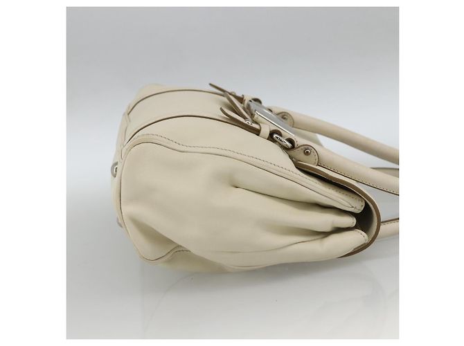 Borsa a mano in pelle bianca e argento Salvatore Ferragamo Auth BSZ241 Bianco - vista 5