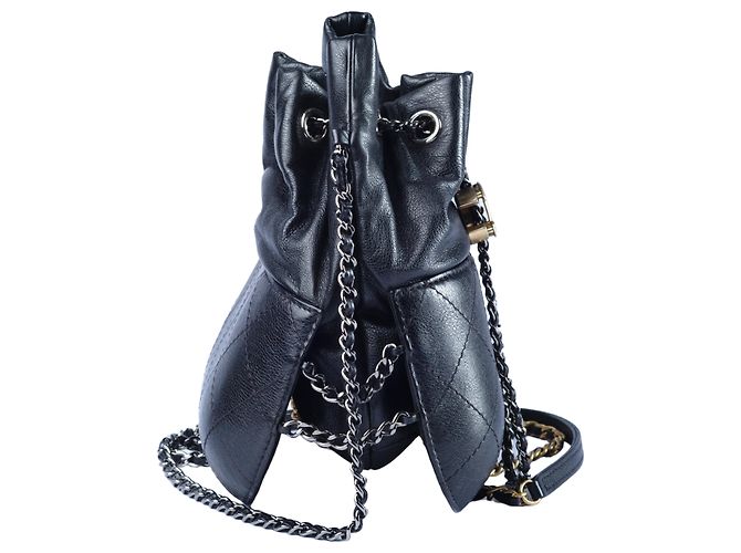 Chanel Kleine Gabrielle Bucket Bag - '20s Schwarz - Ansicht 3