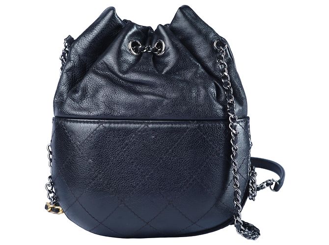Chanel Kleine Gabrielle Bucket Bag - '20s Schwarz - Ansicht 4