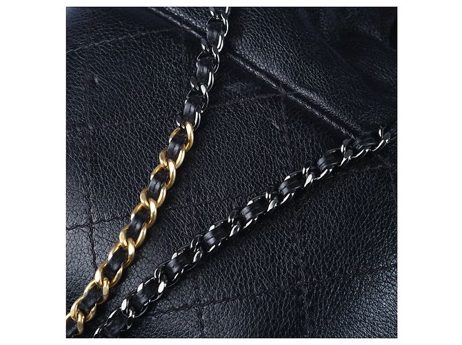 Chanel Kleine Gabrielle Bucket Bag - '20s Schwarz - Ansicht 8