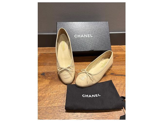 Bailarinas de cuero beige de Chanel con lazo - vista 11