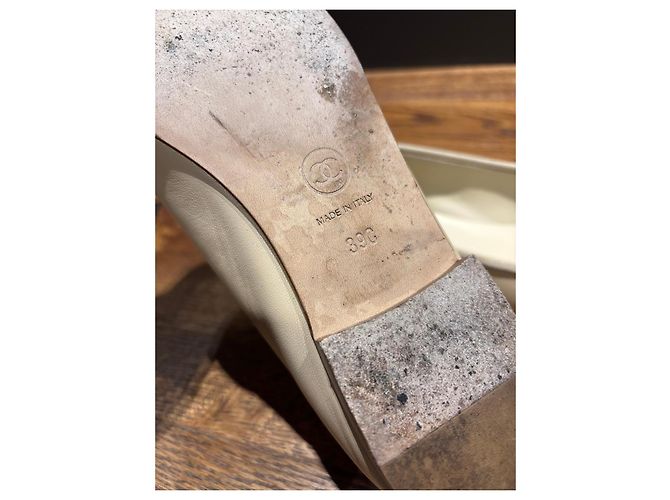 Bailarinas de cuero beige de Chanel con lazo - vista 3