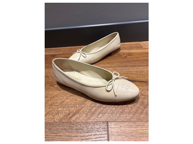 Bailarinas de cuero beige de Chanel con lazo - vista 6