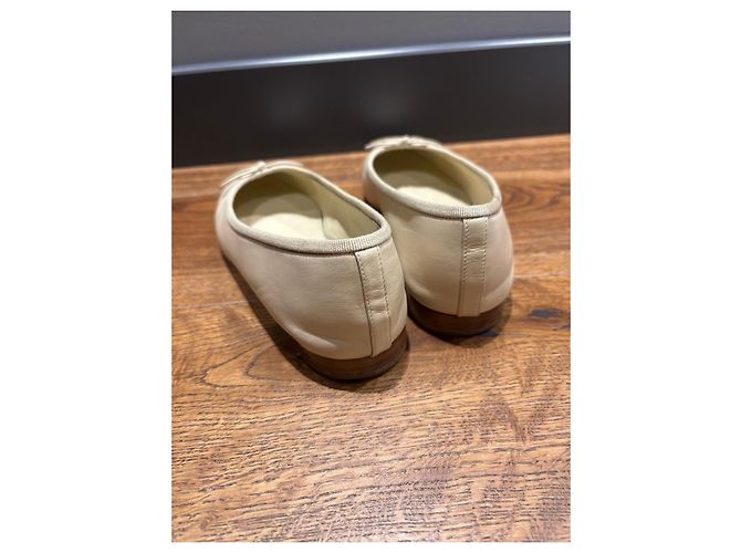 Bailarinas de cuero beige de Chanel con lazo - vista 7