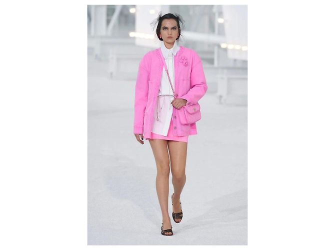 Chaqueta de camelia de denim neón rosa Chanel 21S icónica FR 36 Hardware de plata - vista 2