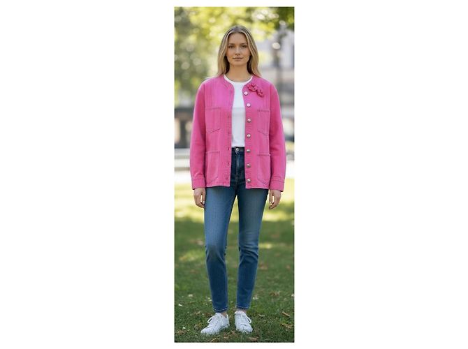 Chaqueta de camelia de denim neón rosa Chanel 21S icónica FR 36 Hardware de plata - vista 3