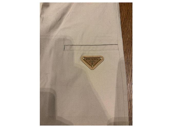 Calça larga de algodão bege com placa de logo Prada - vista 3
