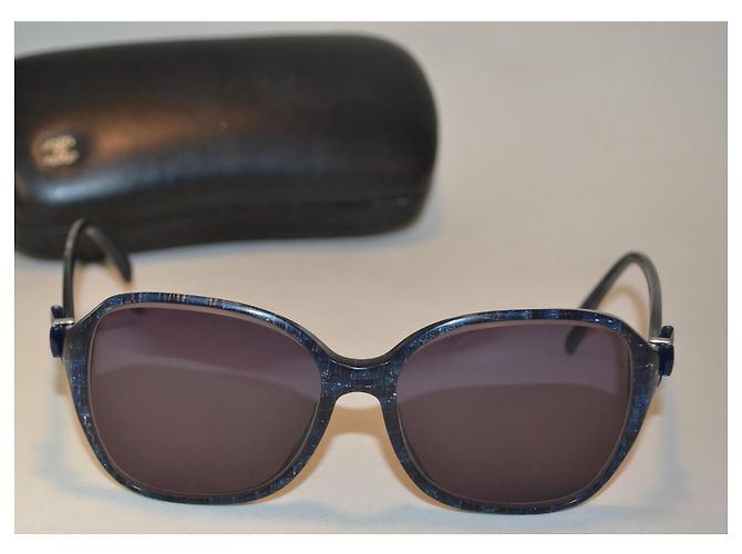 Occhiali da sole Chanel 5205 blu in plastica - vista 2