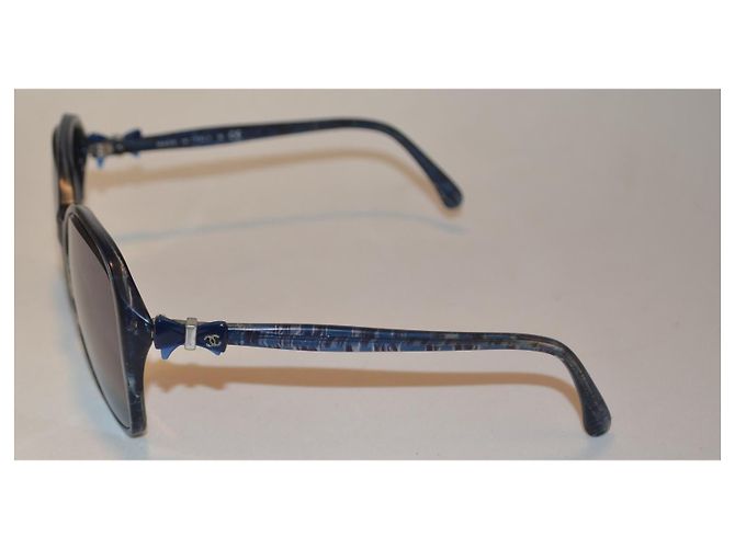 Occhiali da sole Chanel 5205 blu in plastica - vista 3