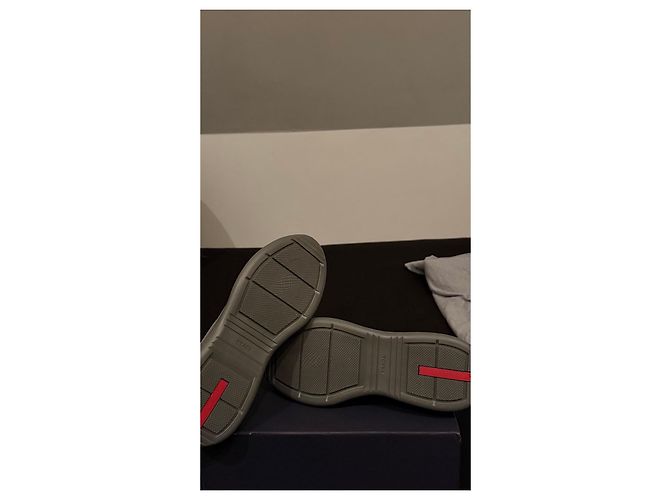 Sneakers Prada Grigi in Pelle e Rete Grigio - vista 4
