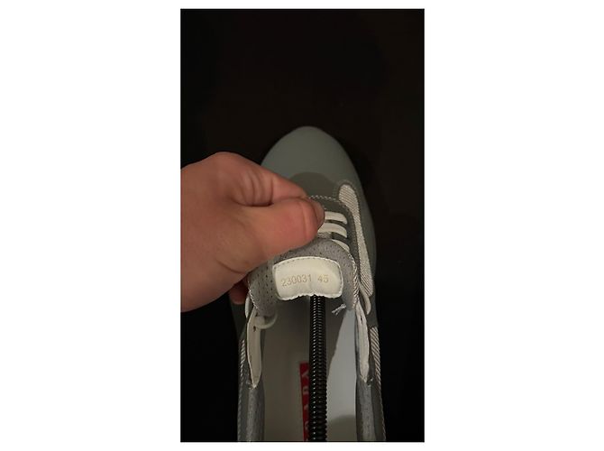 Sneakers Prada Grigi in Pelle e Rete Grigio - vista 5
