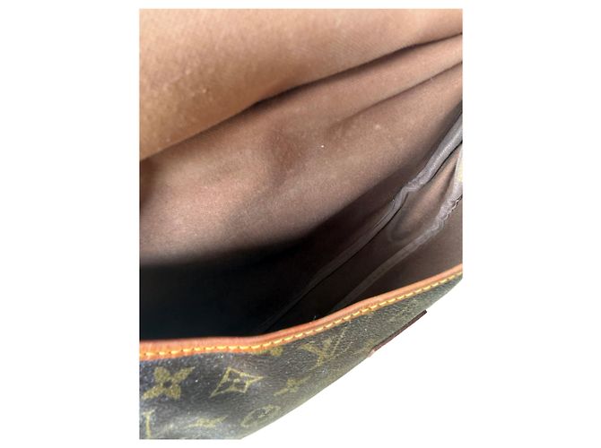 Louis Vuitton Marne - vista 2