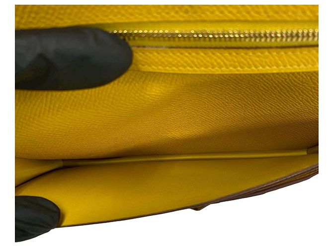 Béarn Hermès Portafoglio lungo Hermes Bearn Soufflet in vitello Epsom Giallo - vista 10