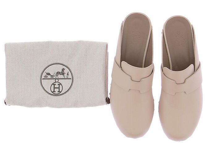 Hermès Zoccoli "Calya" beige in pelle - vista 6