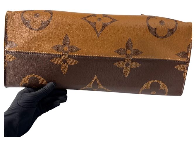 Borsa tote Onthego GM Louis Vuitton Marrone - vista 11