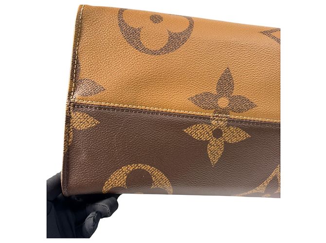 Borsa tote Onthego GM Louis Vuitton Marrone - vista 17
