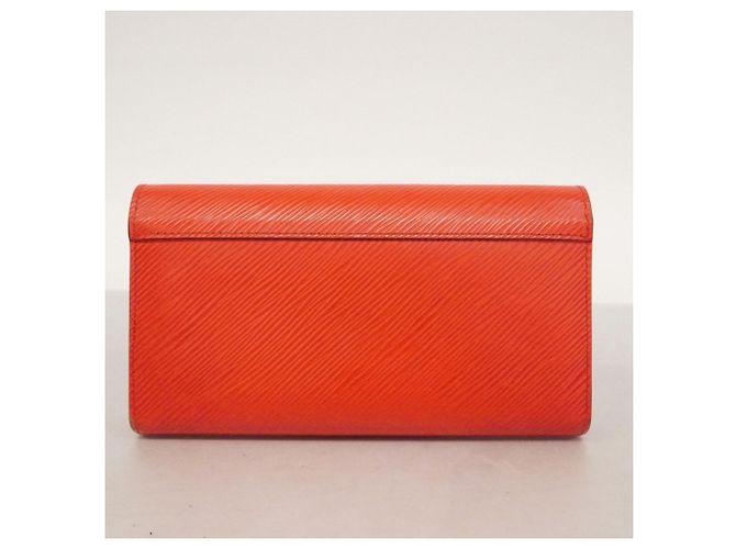 Cartera Larga Twist de Cuero Epi Louis Vuitton Roja - vista 15