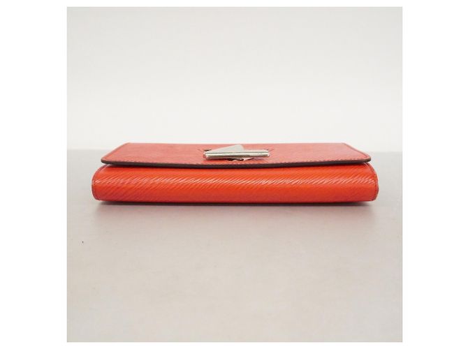 Cartera Larga Twist de Cuero Epi Louis Vuitton Roja - vista 2