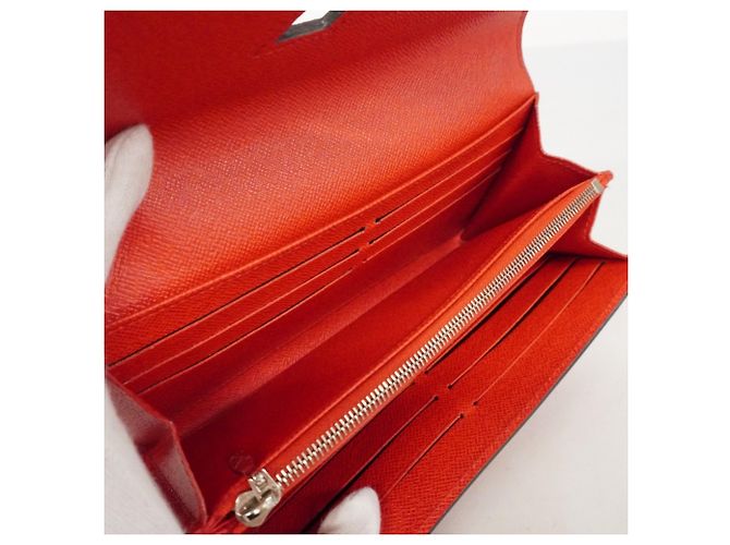 Cartera Larga Twist de Cuero Epi Louis Vuitton Roja - vista 3