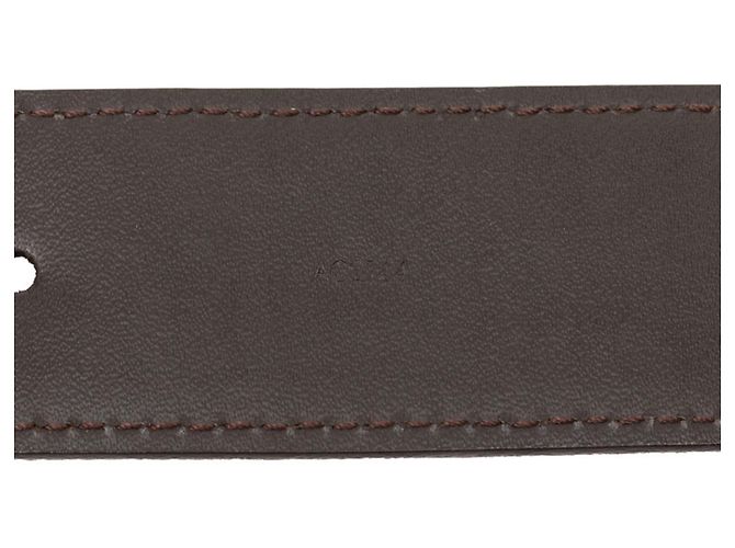 Cintura LV Initials Taiga Glacier di Louis Vuitton Marrone - vista 6