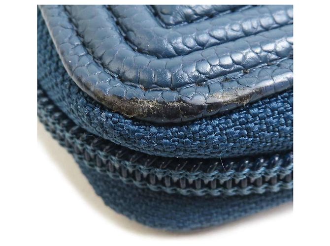 Portafoglio lungo con zip rotonda Chanel Boy Blu navy - vista 5