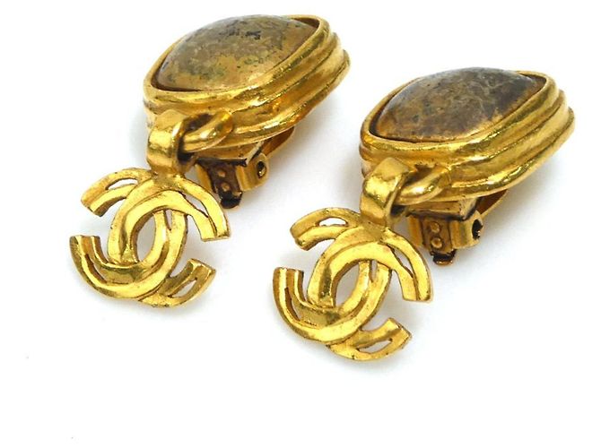 Orecchini a clip in metallo dorato Chanel D'oro - vista 3