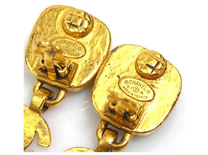 Orecchini a clip in metallo dorato Chanel D'oro - vista 8