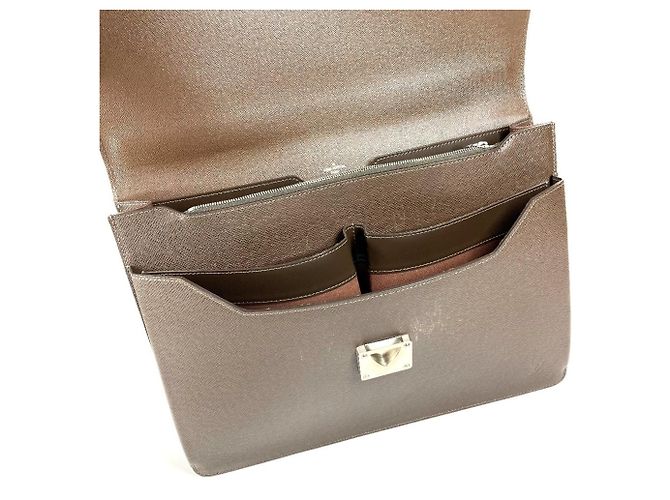 Borsa Louis Vuitton Taiga Laguito Marrone - vista 12