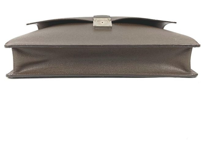 Borsa Louis Vuitton Taiga Laguito Marrone - vista 5