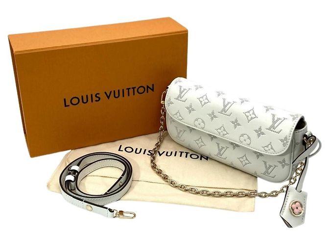 Portafoglio Louis Vuitton con catena Ivy Bianco - vista 10