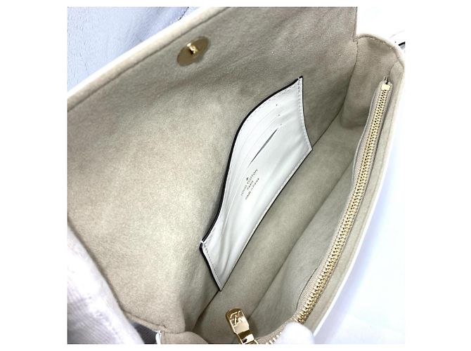 Portafoglio Louis Vuitton con catena Ivy Bianco - vista 6
