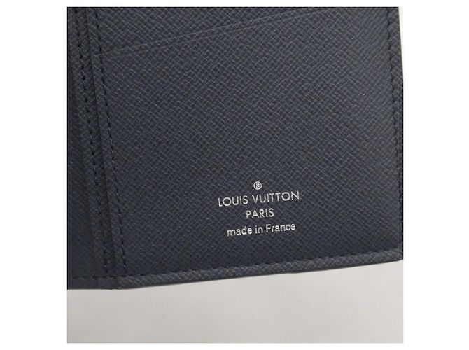 Portafoglio Lungo Brazza in Taiga Louis Vuitton Blu navy - vista 4