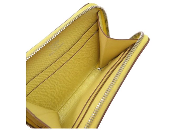 Monedero Azap Mini de Hermès en cuero Epsom amarillo - vista 6