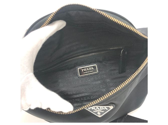 Borsa a vita Triangle Plate VL033 di Prada Nero - vista 10