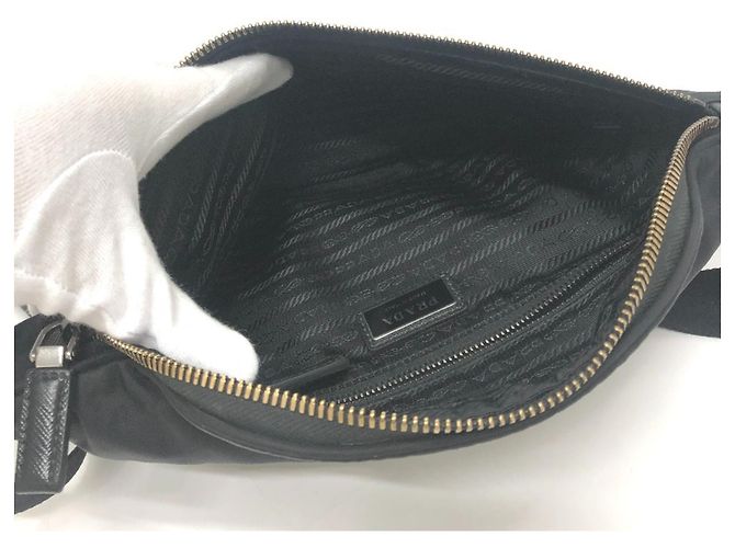 Borsa a vita Triangle Plate VL033 di Prada Nero - vista 9
