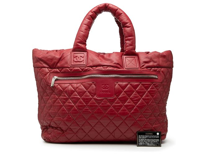 Chanel Rote große gesteppte Nylon umkehrbare Coco Cocoon Tasche - Ansicht 8