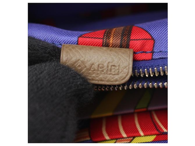Billetera redonda compacta de seda Azap de Hermès Castaño Gris pardo - vista 5