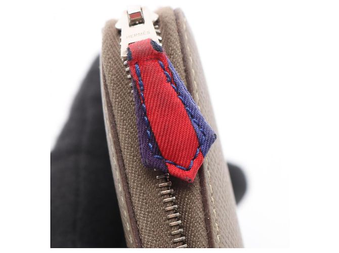 Billetera redonda compacta de seda Azap de Hermès Castaño Gris pardo - vista 8