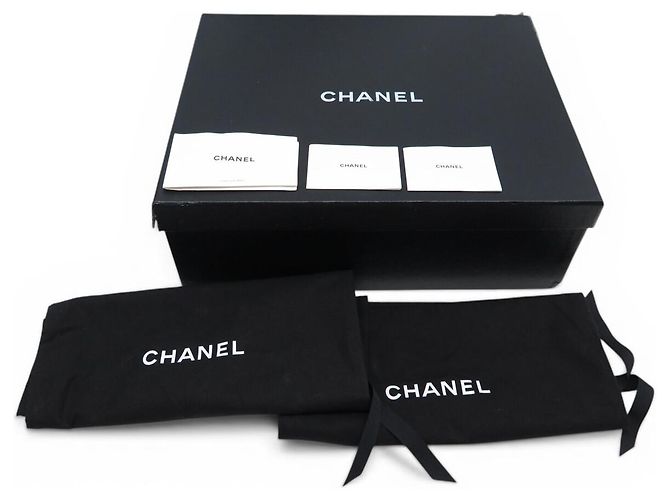 NUEVAS BOTAS DE COMBATE CHANEL G33185 39 EN CUERO QUILTED Negro - vista 14