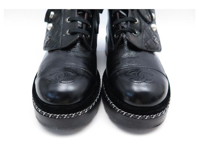 NUEVAS BOTAS DE COMBATE CHANEL G33185 39 EN CUERO QUILTED Negro - vista 4