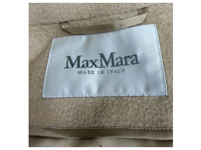 Max Mara Riccio Gürtelmantel aus beigem Kamelhaar - Ansicht 4