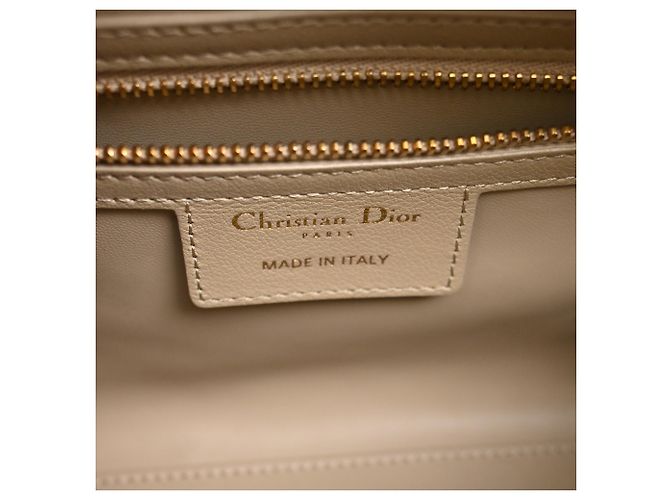 Borsa a mano Dior Groove 20 in pelle di vitello beige - vista 6