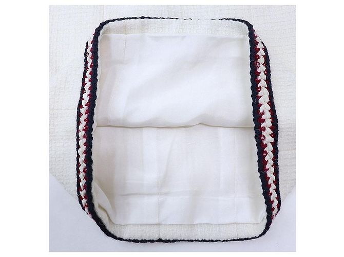 Timeless Falda de lana y seda de tweed Chanel P38607 Beige Crudo - vista 8