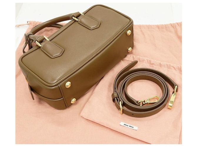 Borsa in pelle Arcadie 2 in 1 Miu Miu Verde Cachi - vista 3