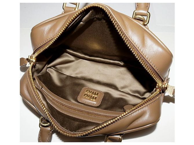 Borsa in pelle Arcadie 2 in 1 Miu Miu Verde Cachi - vista 4