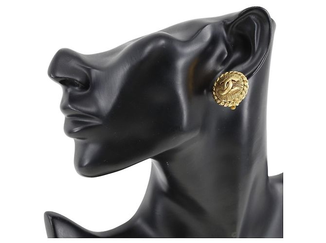 Timeless Pendientes Chanel Coco Mark Dorado - vista 2