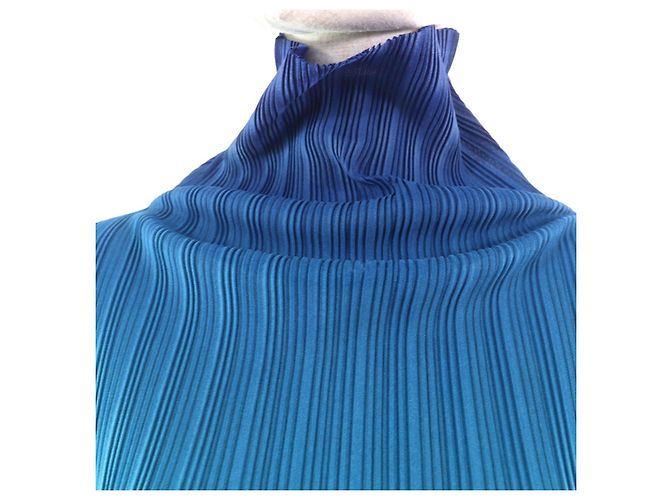 Issey Miyake FALTEN BITTE POLYESTERKLEID Blau - Ansicht 4